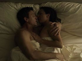 Molly Parker sexy - House of Cards s03e05 (2015)