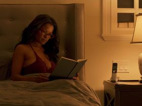 Keesha Sharp sexy - Lethal Weapon s01e01 (2016)
